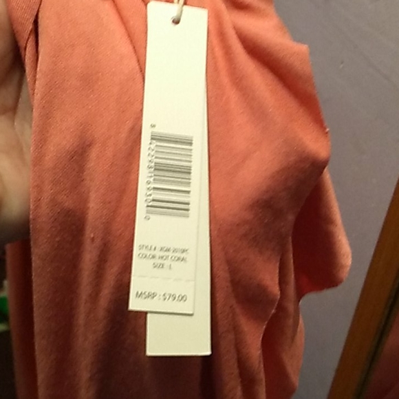 Dress - Picture 2 of 3